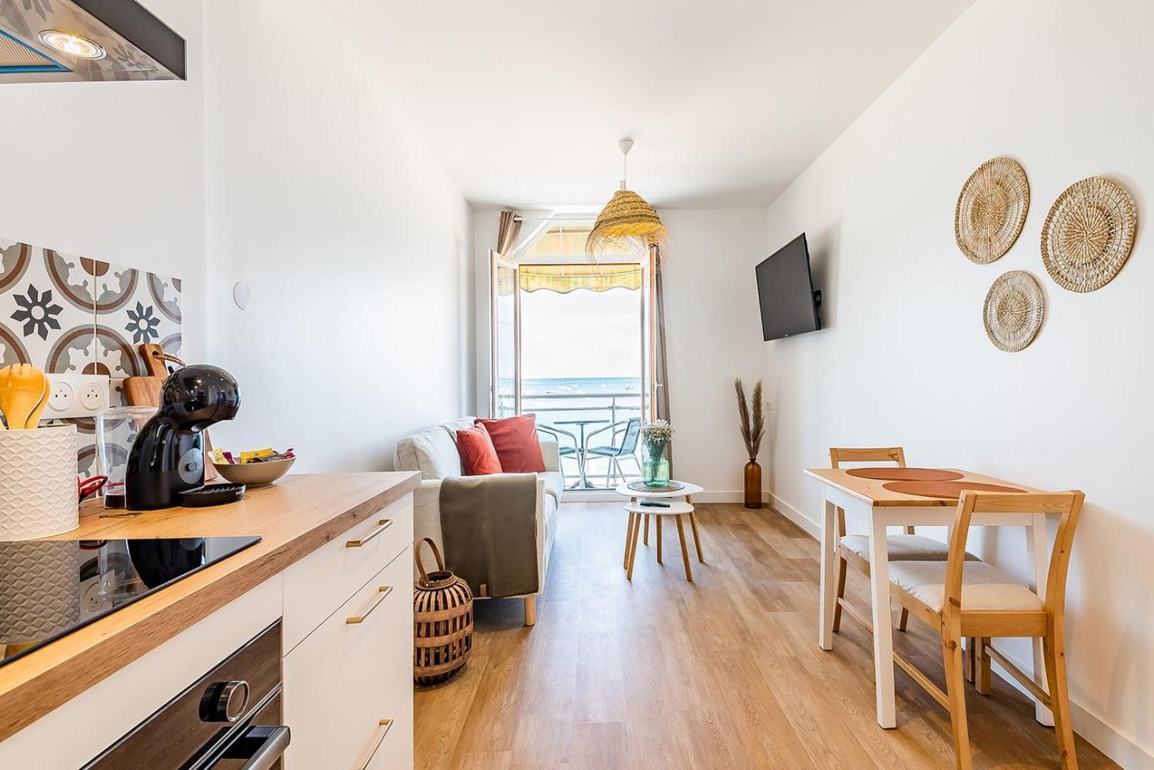 Les Pieds Dans L'Eau - Appartment 1 - Vue Mer Cancale Exteriör bild