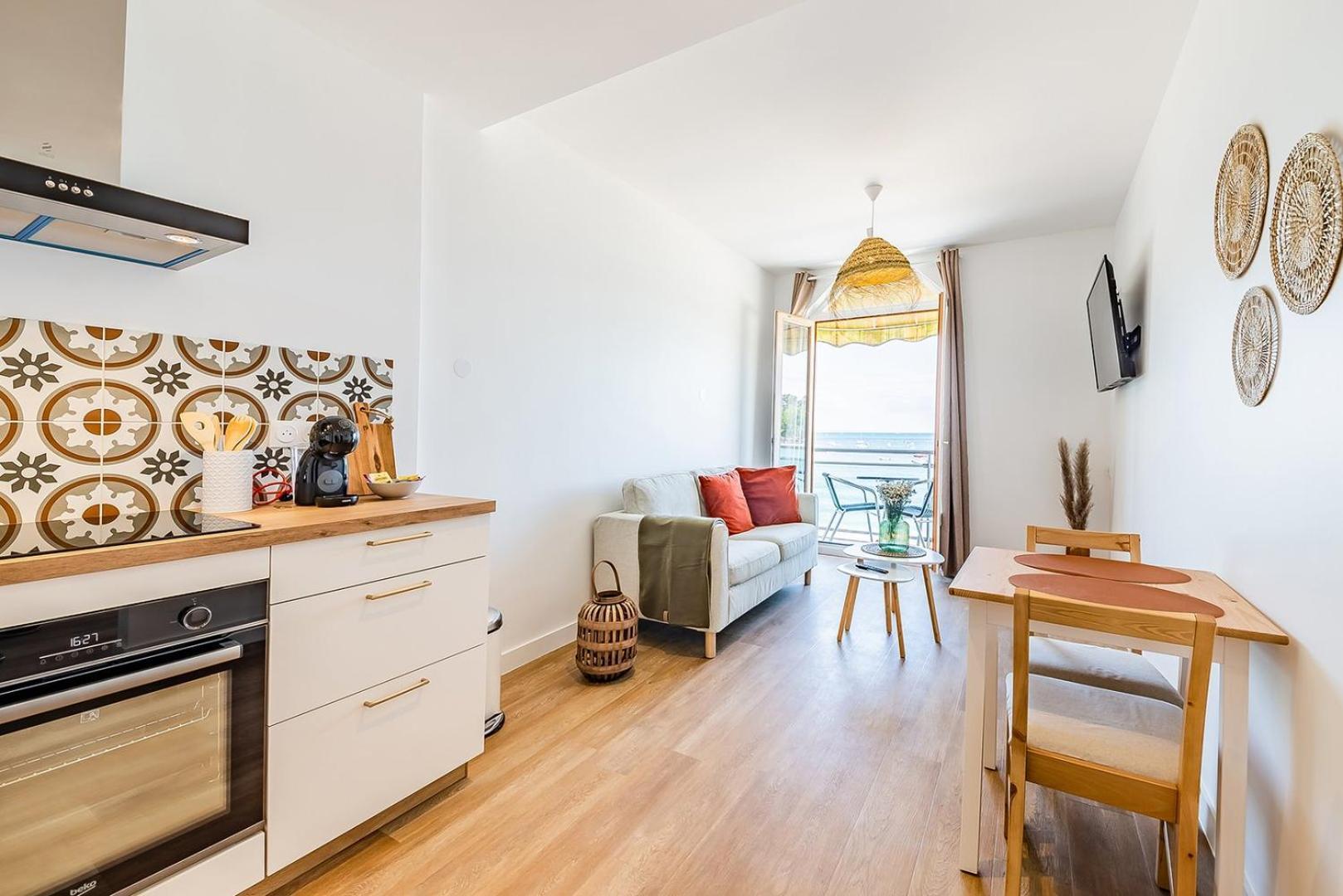 Les Pieds Dans L'Eau - Appartment 1 - Vue Mer Cancale Exteriör bild