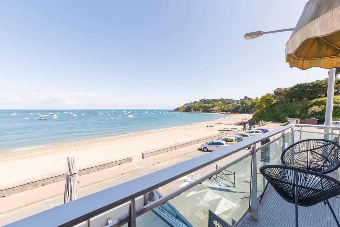 Les Pieds Dans L'Eau - Appartment 1 - Vue Mer Cancale Exteriör bild